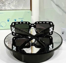 Picture of OFF White Sunglasses _SKUfw41686667fw